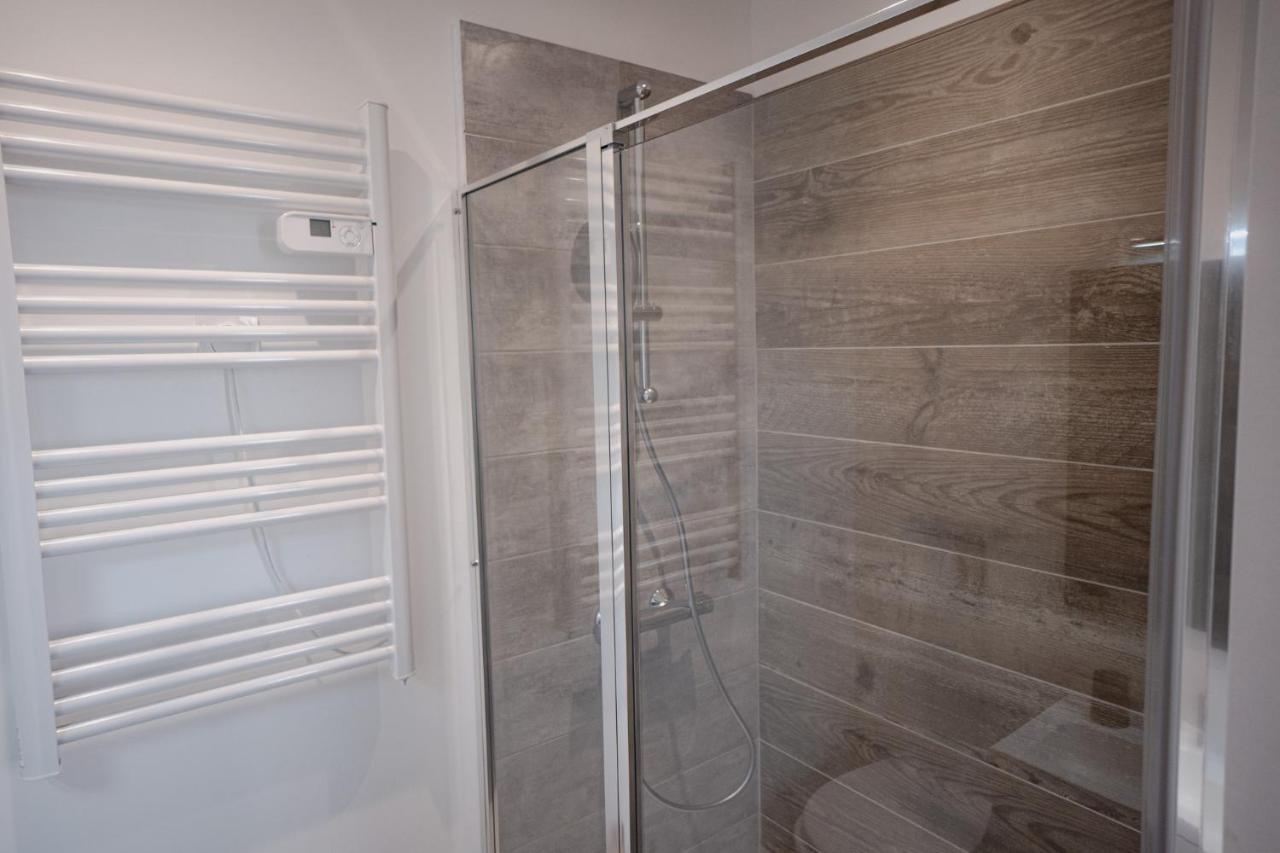 Appartement Cozy Avec Stationnement Gratuit Saint-André-les-Vergers Exterior foto