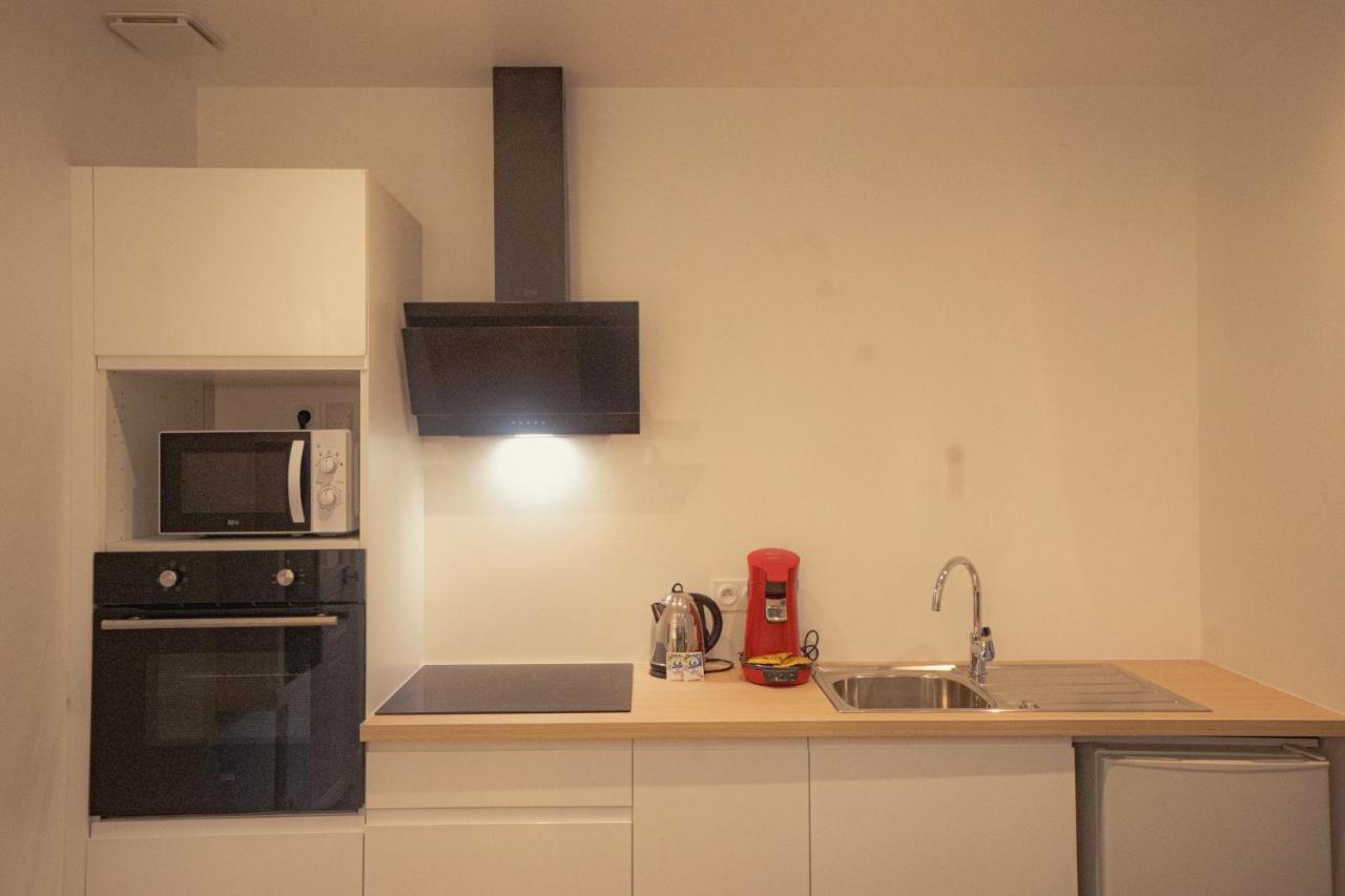 Appartement Cozy Avec Stationnement Gratuit Saint-André-les-Vergers Exterior foto